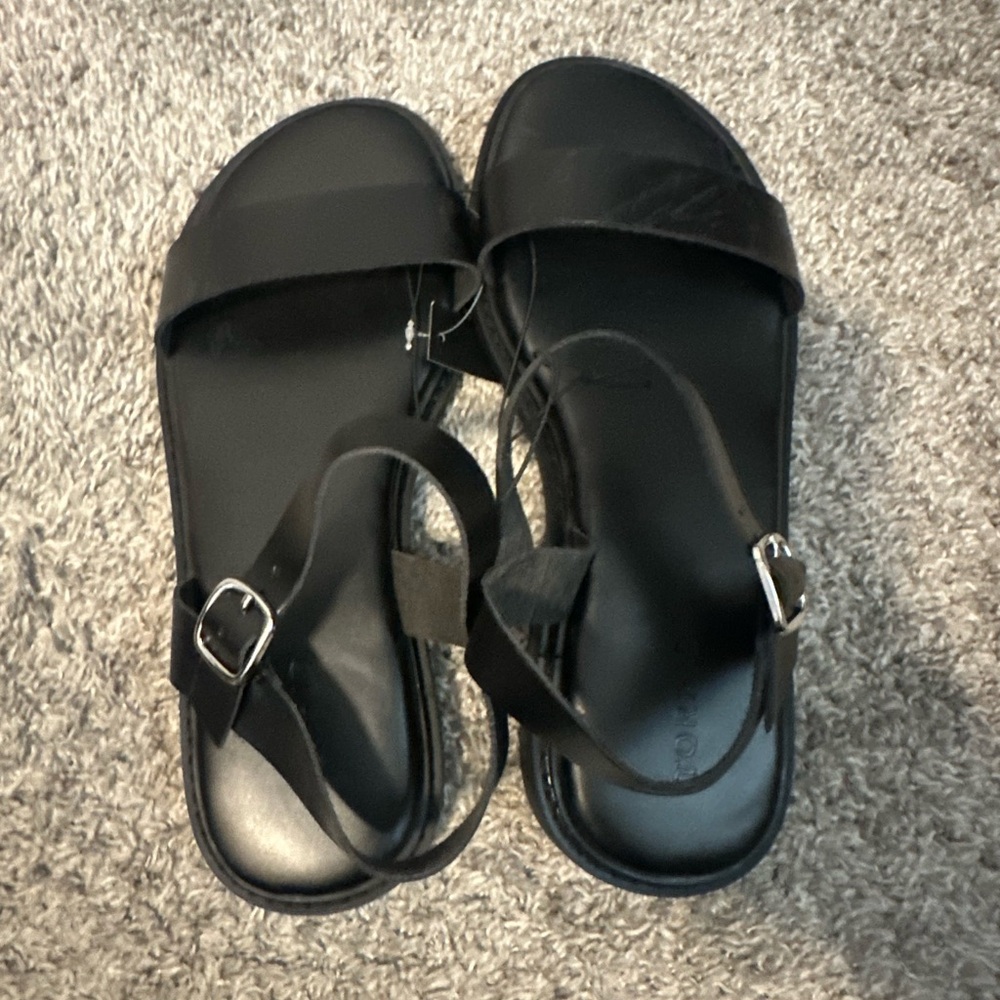 Cute Black Sandals